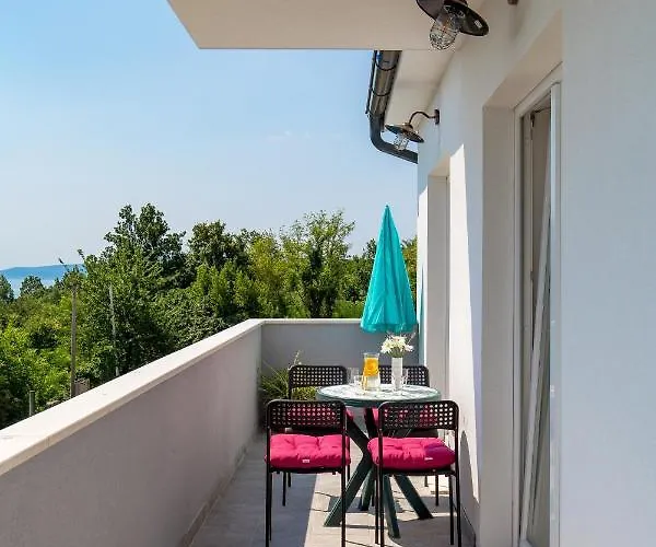 Apartment Zita Lovran