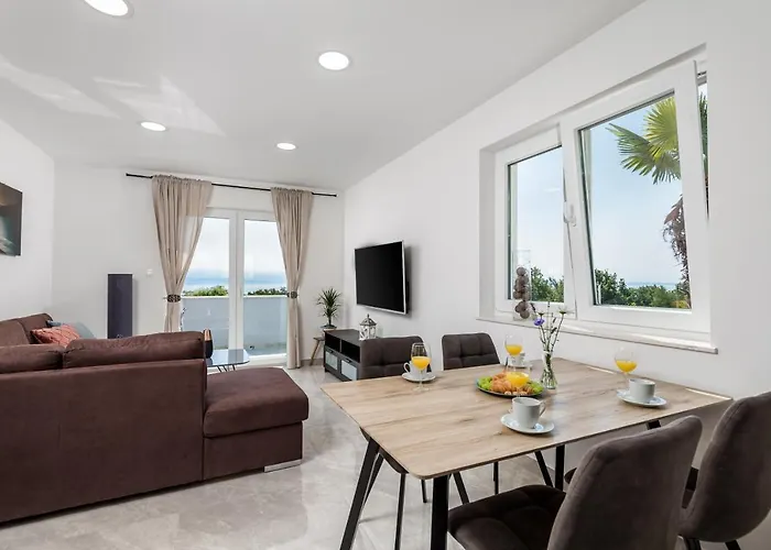 Apartment Zita Lovran Opric