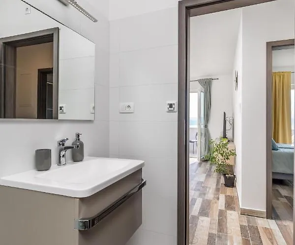 Apartment Zita Lovran Opric