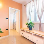 Zita Lovran * Opric