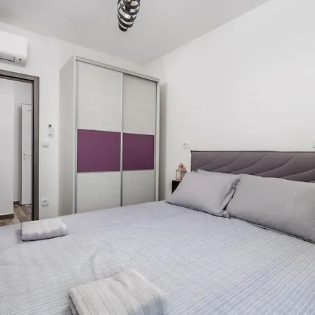Zita Lovran Apartmán *